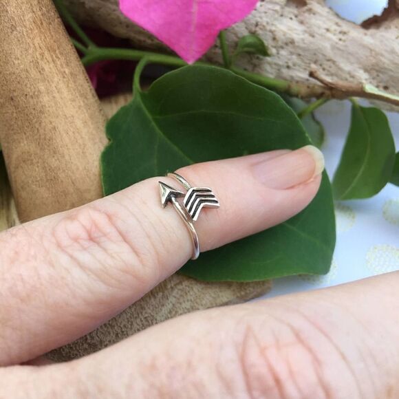 Arrow Sterling Silver Toe Ring - Picture 4 of 5